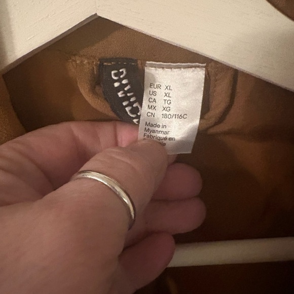 H&M Tan Jacket - Picture 4 of 4